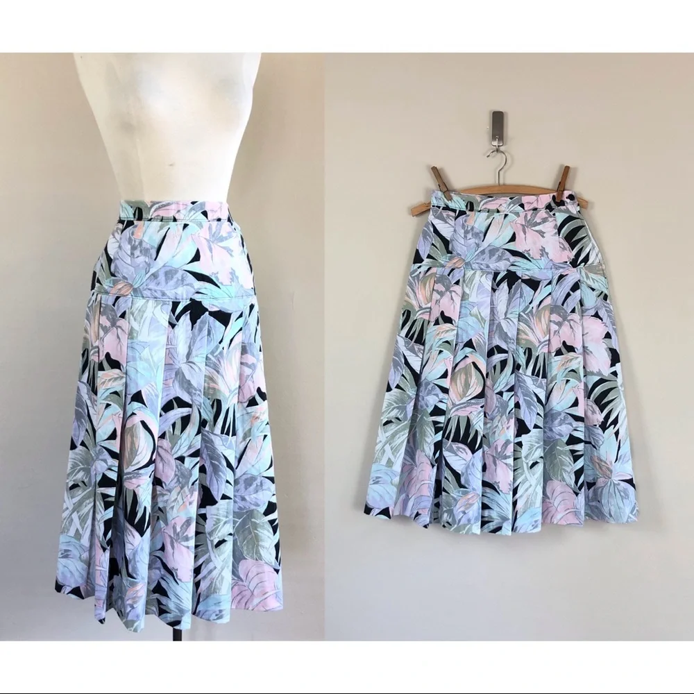 vintage pastel black‎ floral tricks print midi skirt | 80s botanical pleated